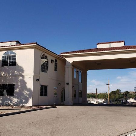Travelodge By Wyndham Carlsbad Nm Εξωτερικό φωτογραφία