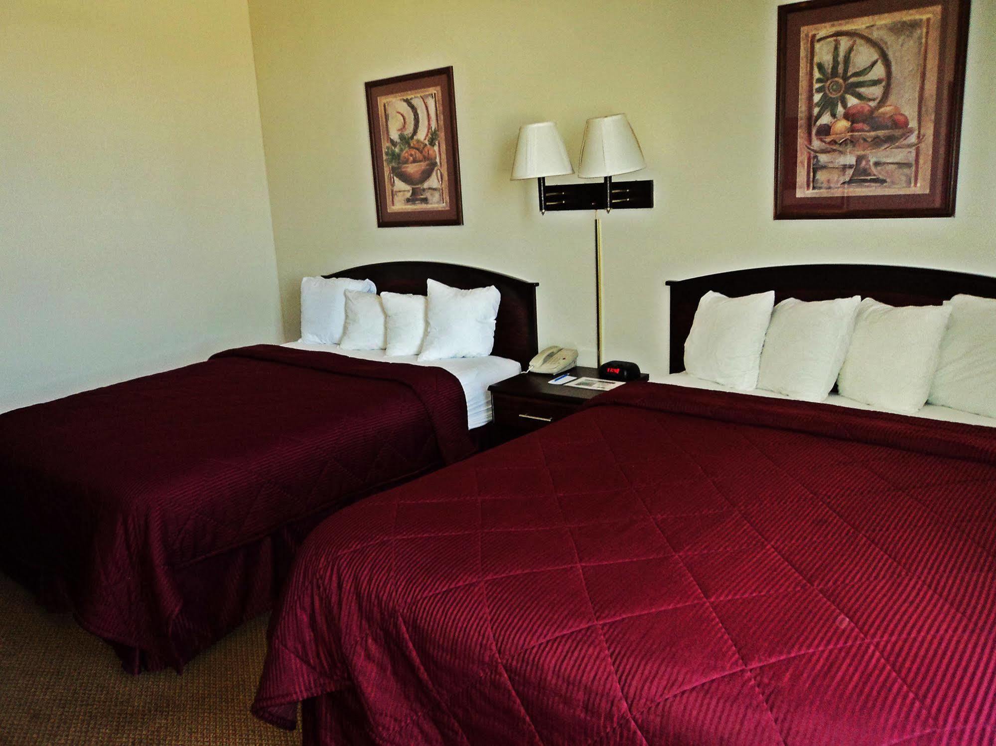 Travelodge By Wyndham Carlsbad Nm Εξωτερικό φωτογραφία