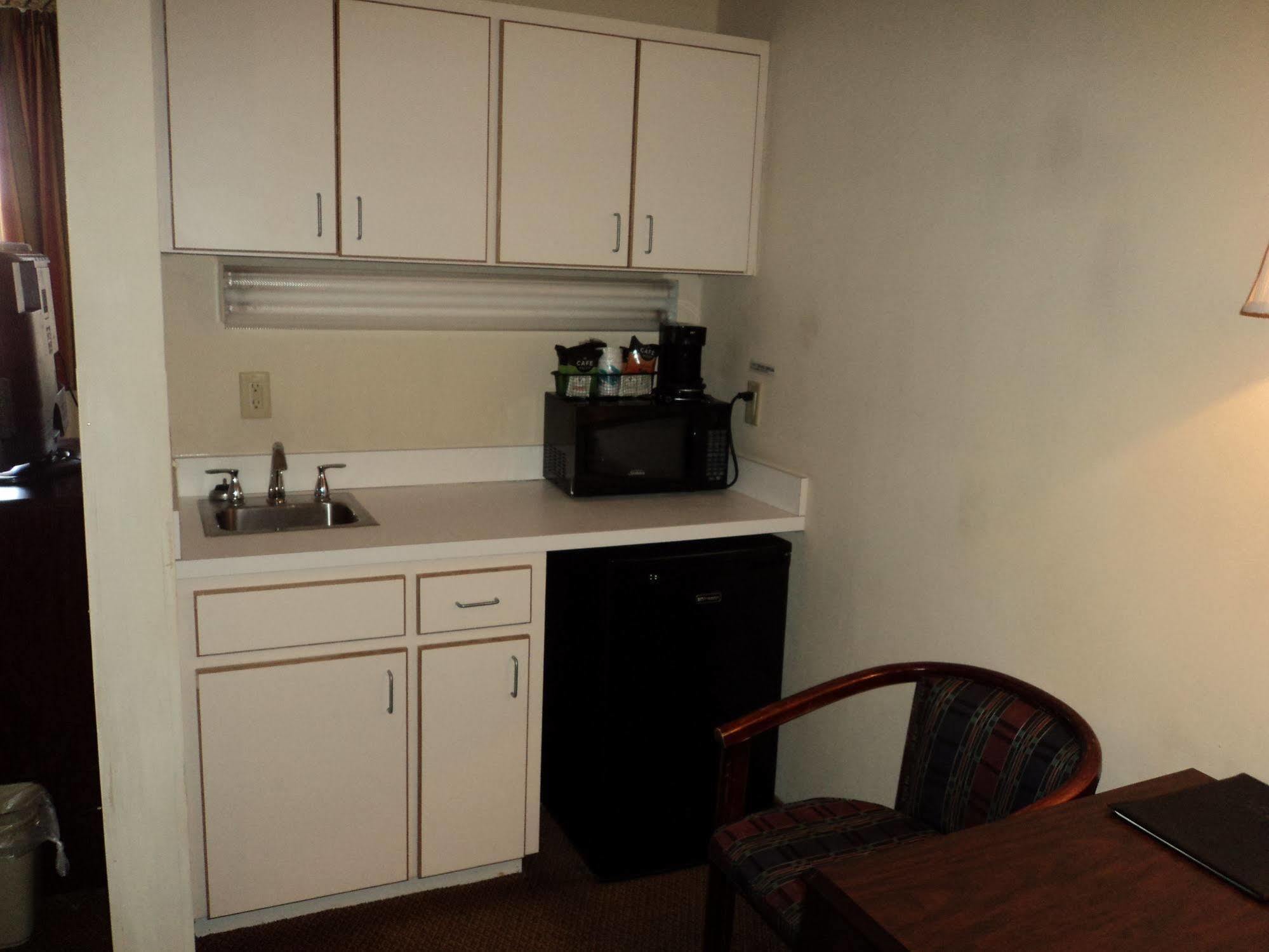 Travelodge By Wyndham Carlsbad Nm Εξωτερικό φωτογραφία